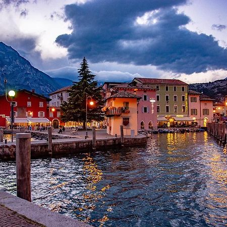 Vida Boa - Holiday Residence Torbole Sul Garda Eksteriør billede